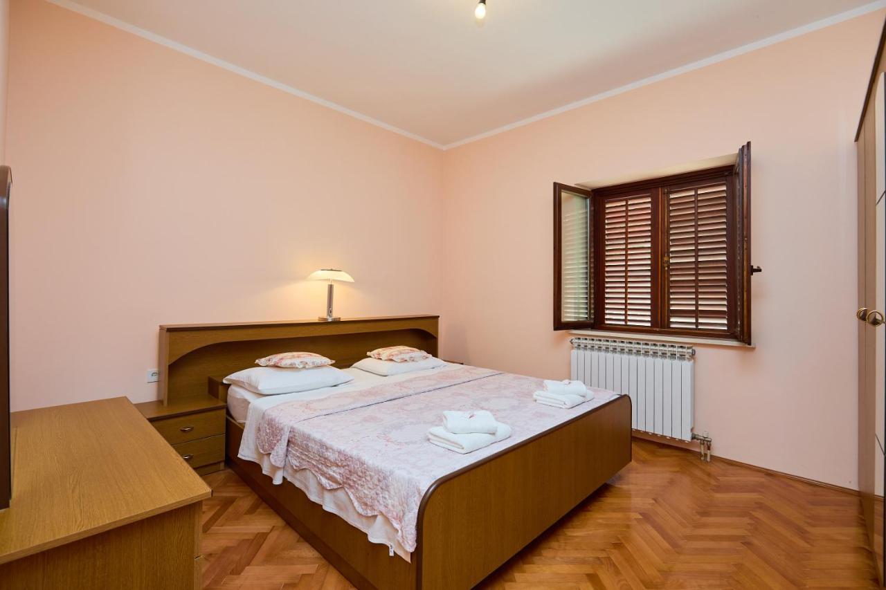Helton Seaview Apartments オラサック エクステリア 写真