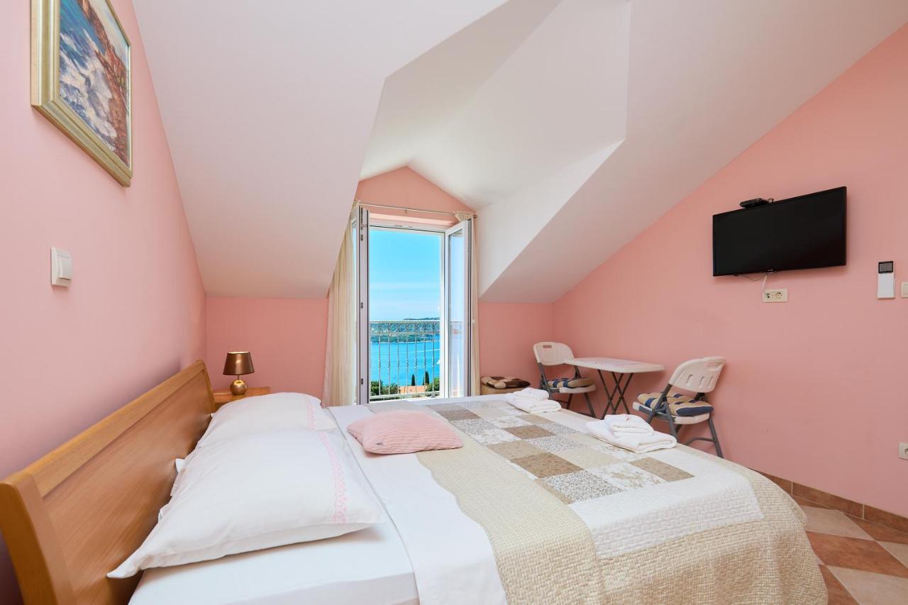 Helton Seaview Apartments オラサック エクステリア 写真