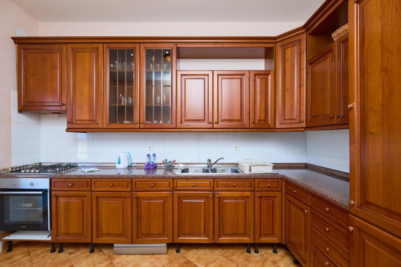 Helton Seaview Apartments オラサック エクステリア 写真