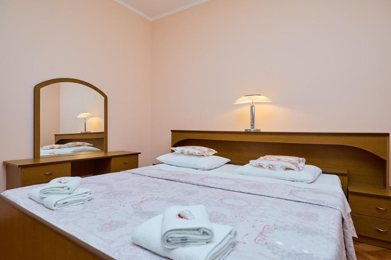 Helton Seaview Apartments オラサック エクステリア 写真
