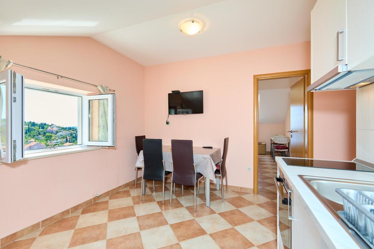 Helton Seaview Apartments オラサック エクステリア 写真