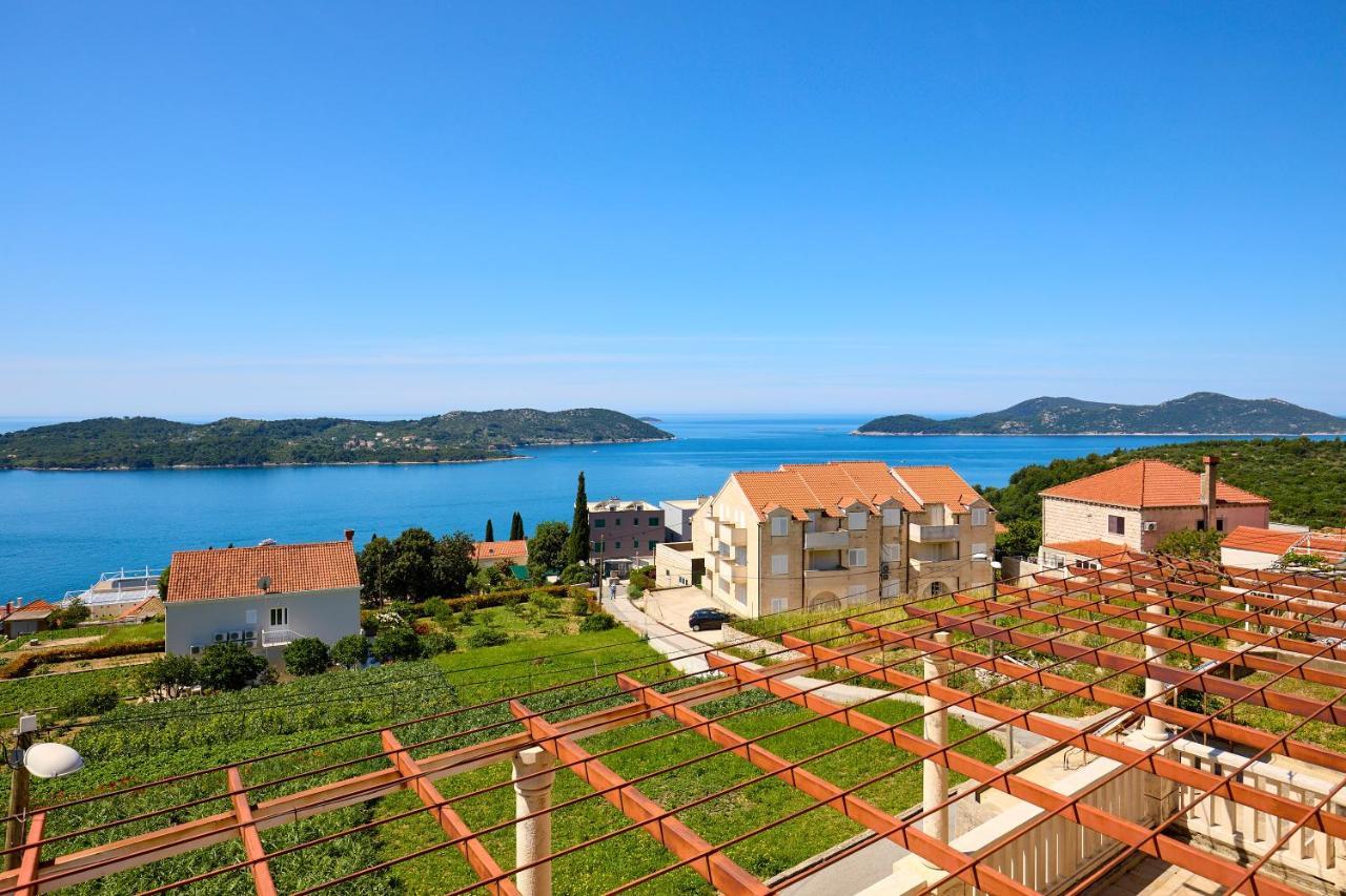 Helton Seaview Apartments オラサック エクステリア 写真