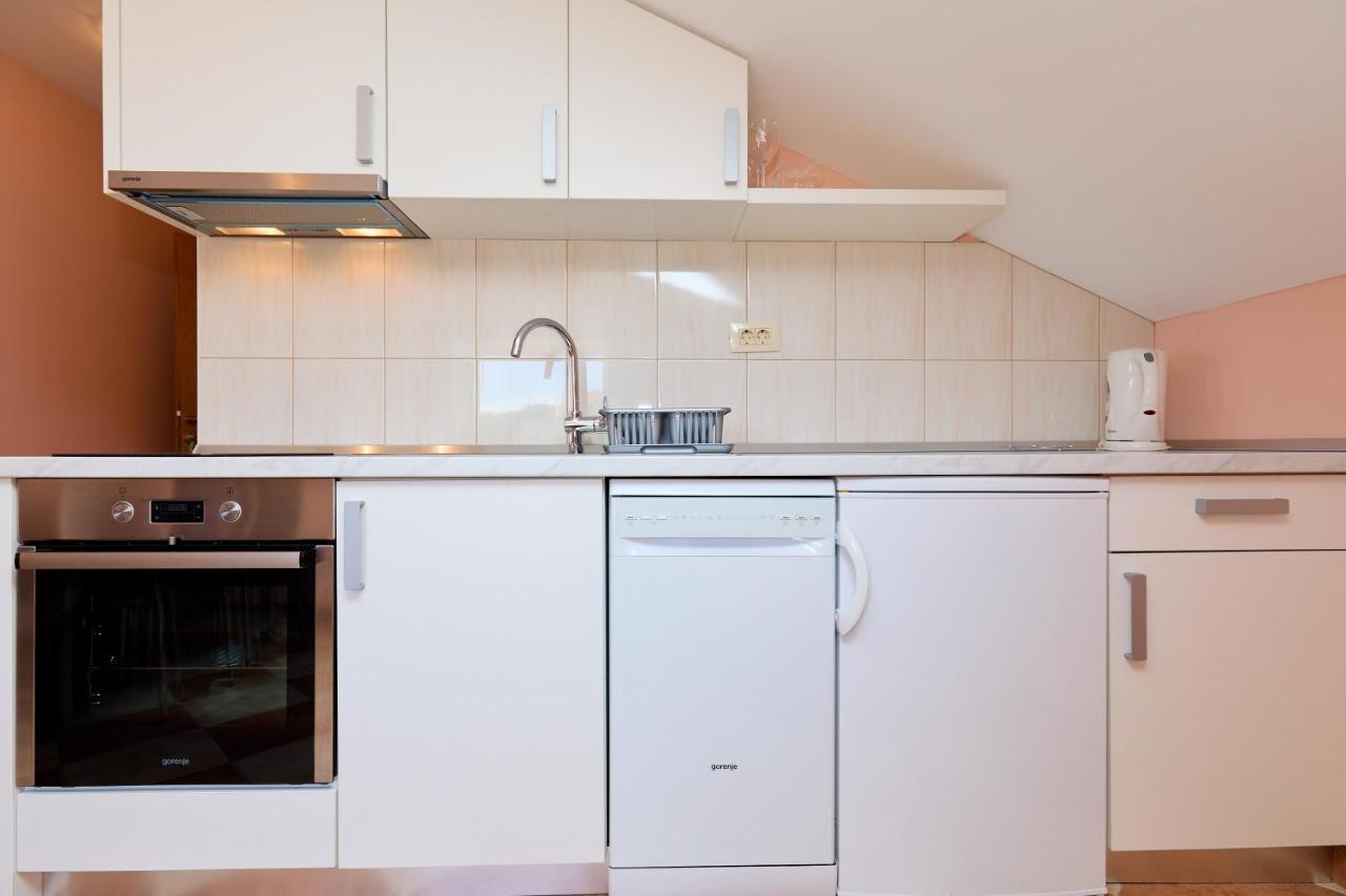 Helton Seaview Apartments オラサック エクステリア 写真